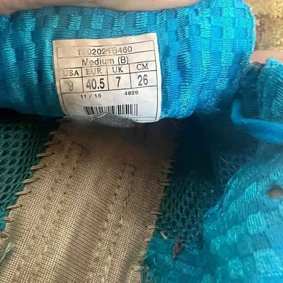 Brooks Neuro size 9 women’s blue and gray pod soles - Picture 10 of 10